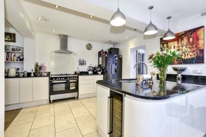 Photo 16- click for photo gallery